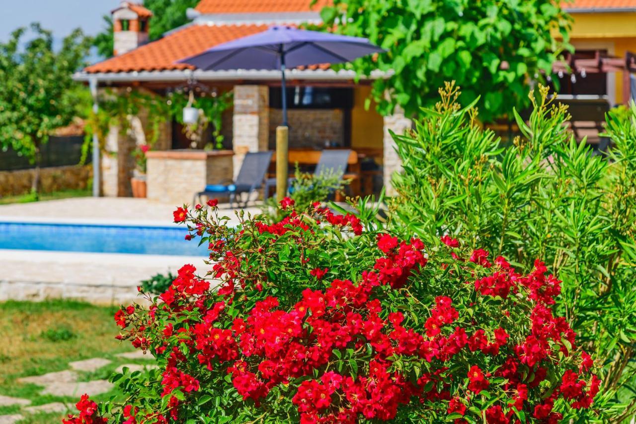 Sunny House Villa Smokovic Kültér fotó